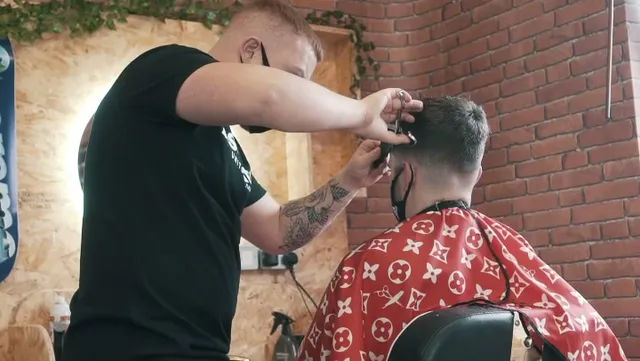 Scissor work over the neckline